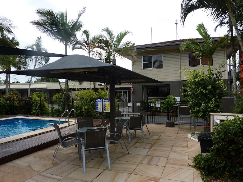 Country Plaza Motor Inn Mackay Exterior foto